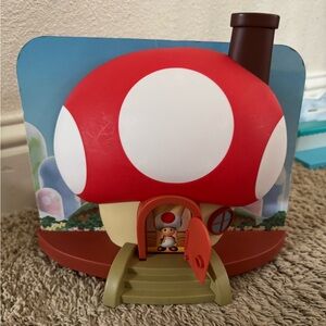 Mario- Toad playhouse with the question boxes Prizes inside